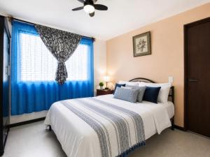 Nice bedroom at 5 min Mexico City Airport T1 & T2