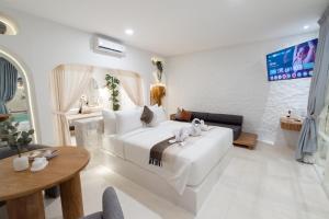 Makyra by Bohemian Jogja Villas