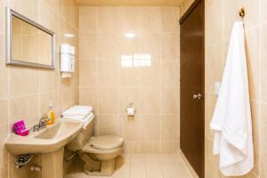 Cozy bedroom at 5 min Mexico City Airport T1 & T2