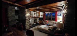Entire Chalet Salamo 11 plus 1 Les Arcs Paradiski Jacuzzi