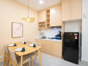 Dorsett Waterfront Subang by Minshuku beside SJMC Hospital