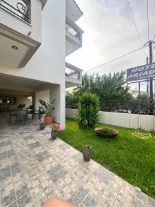 HOTEL ARIADNI