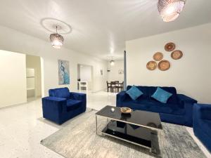 Hippo Tan Apartments