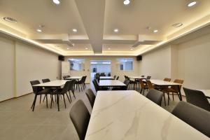 Ehan Hotel