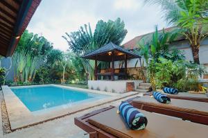 The Mawar Estate
