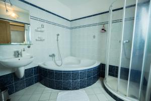 Hotel u Crlíků