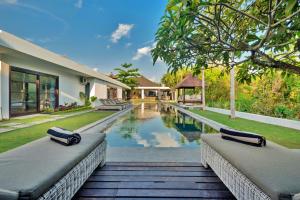 The Christina Estate