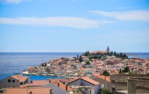 Apartment in Primosten with sea view, terrace, air conditioning, WiFi 5155-2