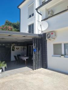 Dream and Sun Luxury Apartment