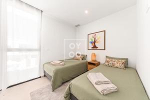 Coastal Calm Townhouse, Private pool and beach ready at Pilar, by OYOOSTAYS