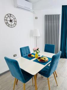 Teodora Summer Suite By Alezzi