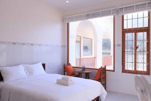 Prospera Hon Son Hotel