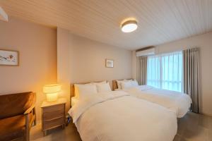 NIKYO Sugi, 5 minutes from Tengachaya Station villa in Osaka