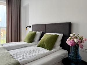 The One 75 by Housine