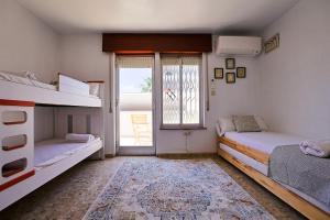Escapada Perfecta Villa con Piscina y Relax