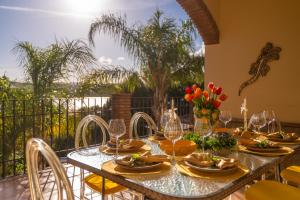 Exclusive Lakeside Villa with Private Pool & Total Privacy