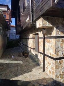 Къщата с разкопките - The house with the excavations