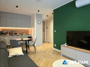 365PAM - Apartament Sea & Forest - BASEN KRYTY I ZEWNĘTRZNY, JACUZZI, SAUNA, GARAŻ W CENIE