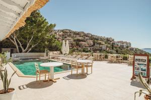 Arpia Hotel