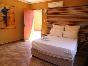 Oluzizi Guesthouse