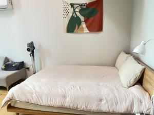 홍대입구역 direct 1min room