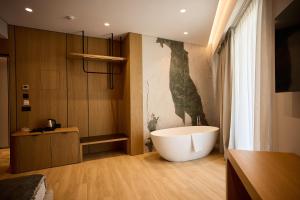 Veranda Hotel by Mirage