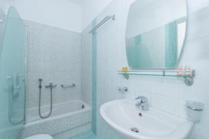 1-Bed Apt at Bella Santorini Near Perivolos beach
