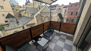 Armenian Courtyard Retreat Вірменський дворик