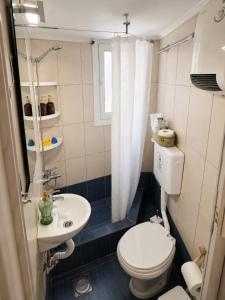 Scoobys Spot - Bright Apt with Sunny Balcony