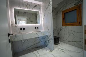 Glyfada Prime A38 Suite 2