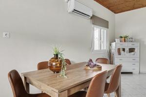 Karousades Olive House