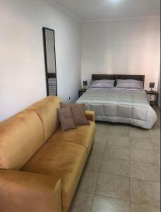 La Maison 3D Naples 5 Min to Central Station, 10 Min to Airport