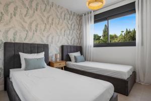 Escapada de lujo con piscina y jardines