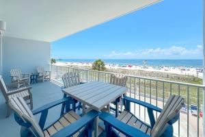 Lighthouse 208