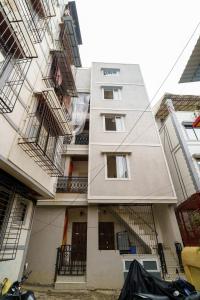 Cleo: Cozy 1BHK in Khar near Bandra