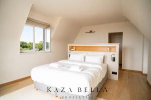 KAZA BELLA - Amazing Villa with sea view and pool