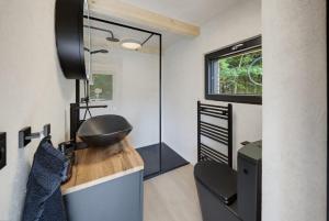 Forest&Lake Retreat