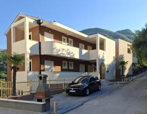 Apartments Danilo Kažanegra