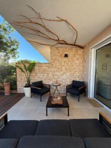 Arena Lodge - Los gigantes