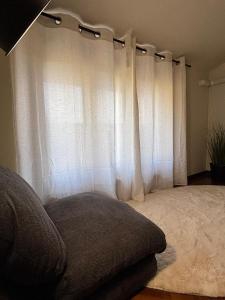 Mansarda panoramica a 5 min dalla stazione - Letto king size - Aria condizionata - Self check-in