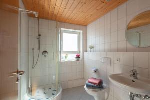 Ferienwohnung Sonnenfreuden direkt am See, ideal für Paare