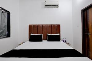Hotel O Rudra Hotel and restaurant