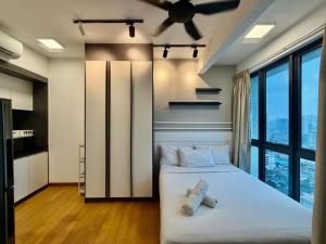 The Luxe Colony By Classy