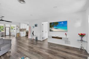 Dockside Delight Waterfront Gulf Access 4 mins to Beach