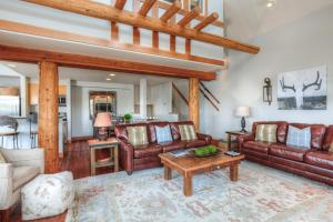 Saddle Ridge Townhome - Unit B1