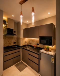 SriVa Nest