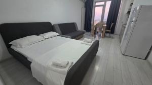 Nouvelle Apartments - BY THE LAKE