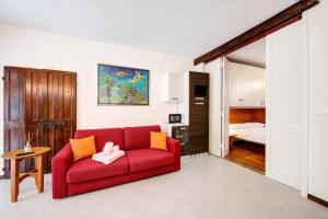 Vicolo 42-private Terrace-200m Lake - Happy Rentals