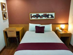 Hotel Regis