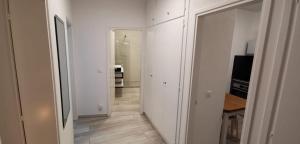 Lake Maggiore Waterfront Retreat - Walking distance to Everything